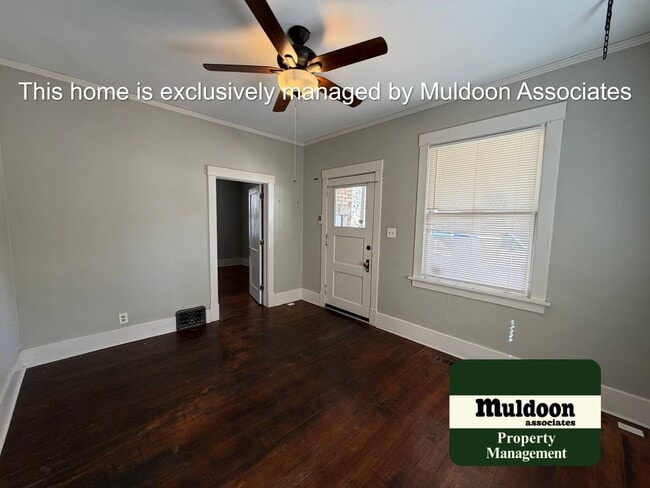 Photo - Beautiful downtown charmer