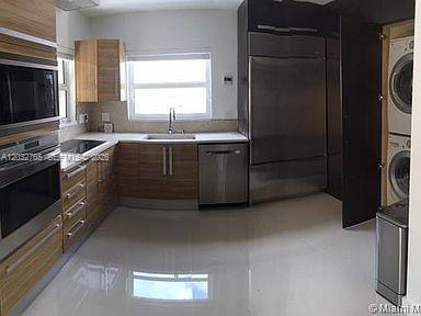 3 Farrey Ln