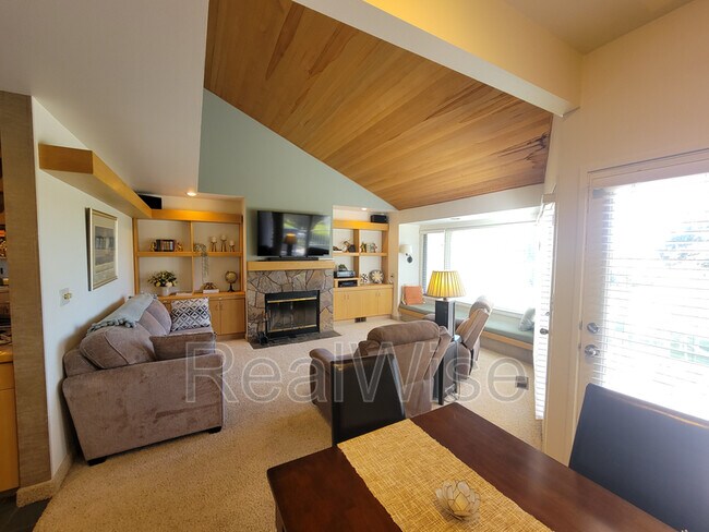 Photo - 6901 Robin Ct