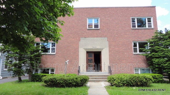 Photo - 31 Parkwood St