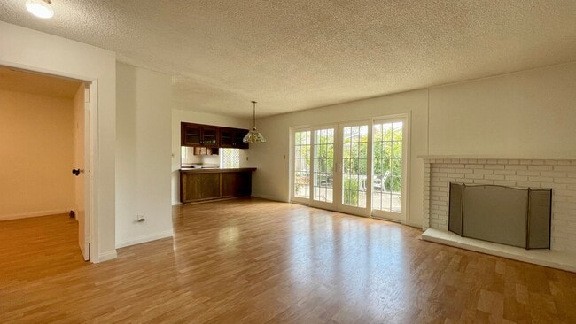 Photo - Updated and Renovated 4 Bedroom in Laguna Lake