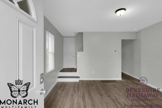 Photo - 1679 E Whittier St Townhome