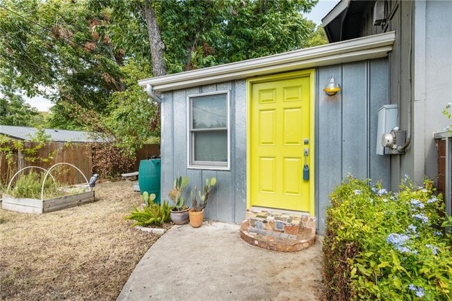 Photo - 5500 Westminster Dr