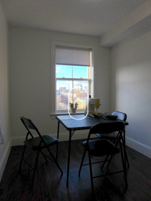 Photo - 1920 Washington St