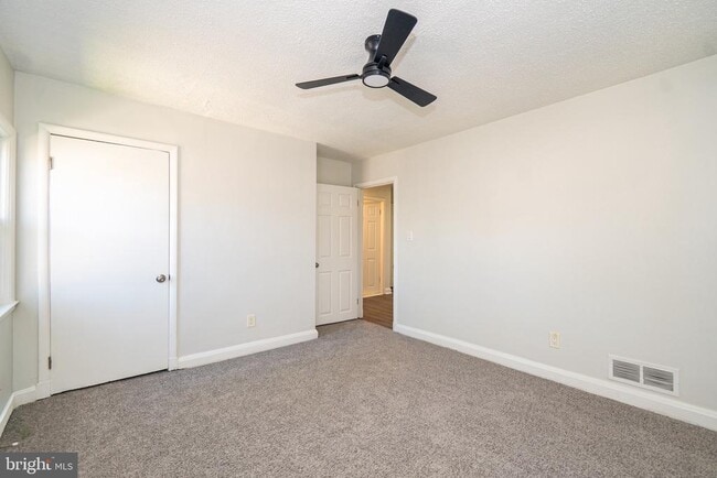 Photo - 620 Harwood Ave