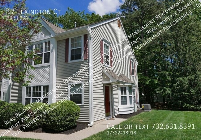 Photo - 17 Lexington Ct House