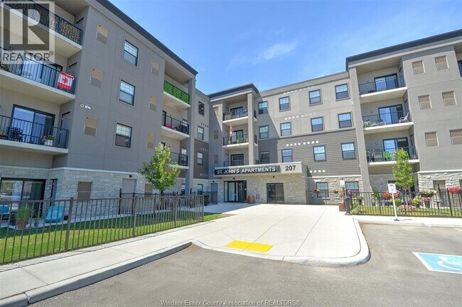 Photo - 207 Brock St Unité 116