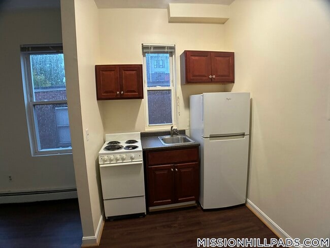 Photo - 59 S Huntington Ave Unit 8