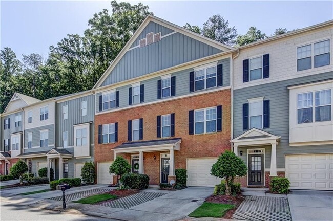 Photo - 1754 Oak Brook Ln NW