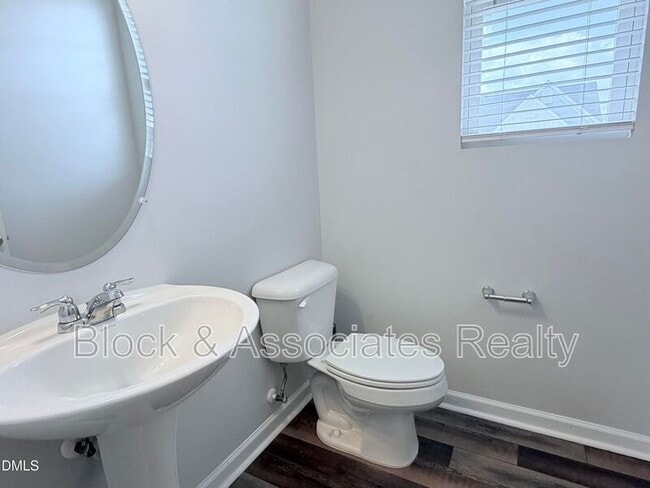 Photo - 1251 Herb Garden Way