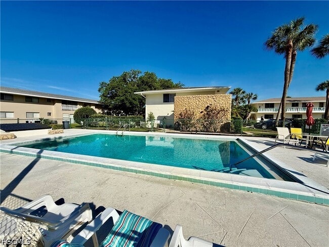 Photo - 343 Joel Blvd Unit 211-D