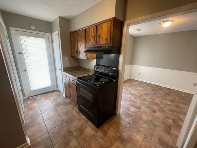 Photo - 160 Colonial Dr