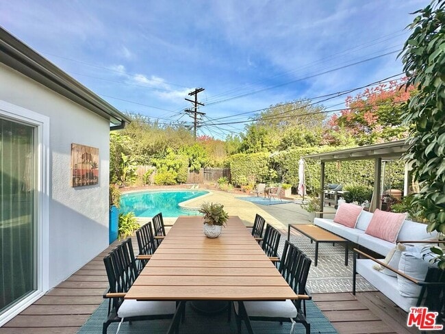 Photo - 2132 Mcpherson Pl