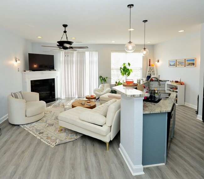 Photo - Beautiful Townhome/condo