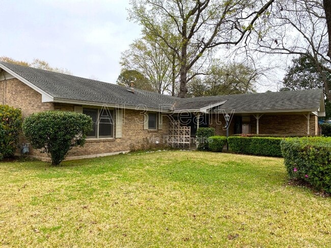 Photo - 761 Forestdale Dr