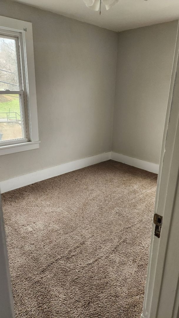 Photo - Home for Rent in Jeannette, PA-3 bed/1 bath