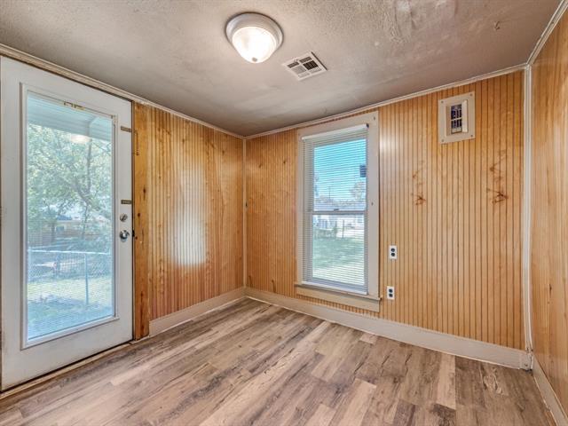 Photo - 609 E Monterey St