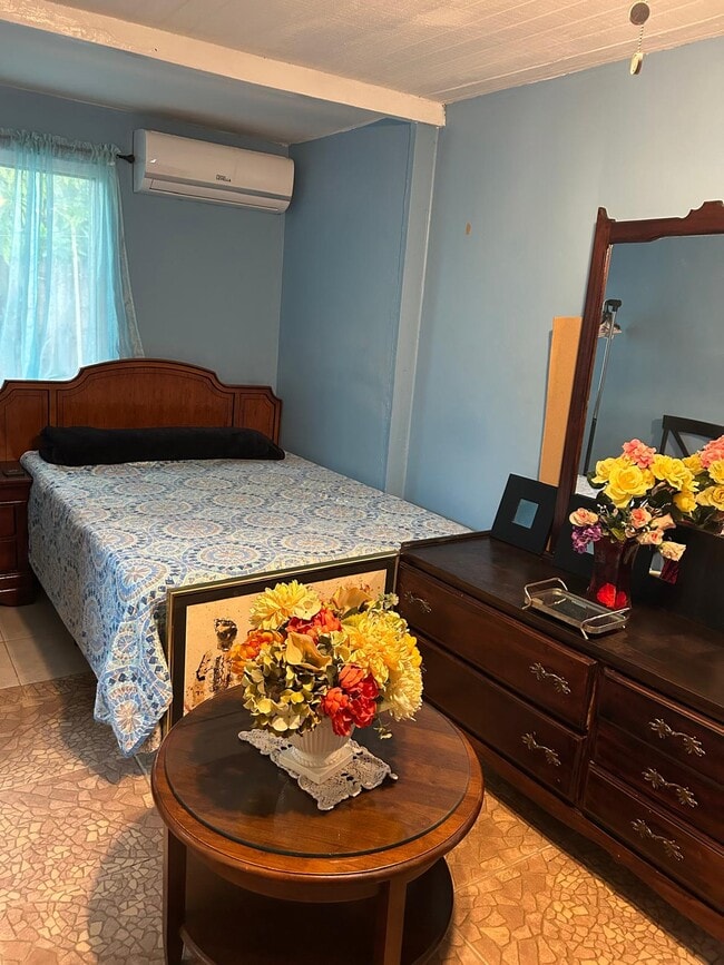 Photo - 20300 SW 116th Ave Unidad Studio