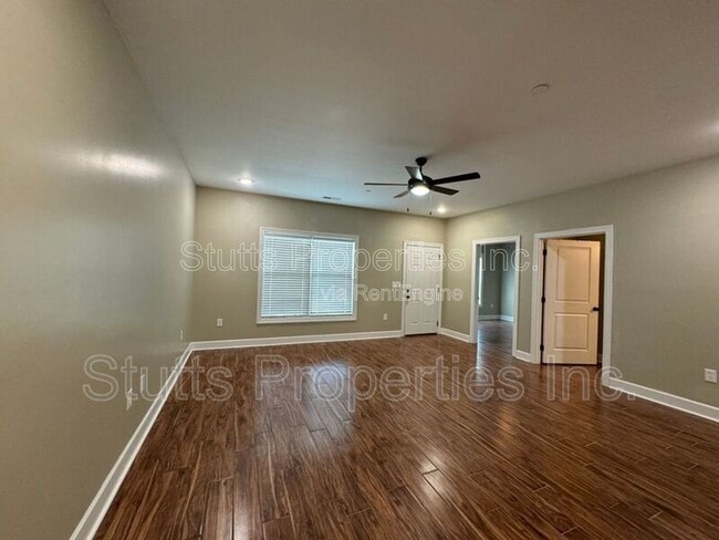 Photo - 145 Bruin Dr Unit 107