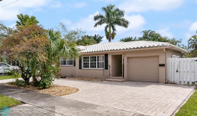 Photo - 510 SW 11th Ct House