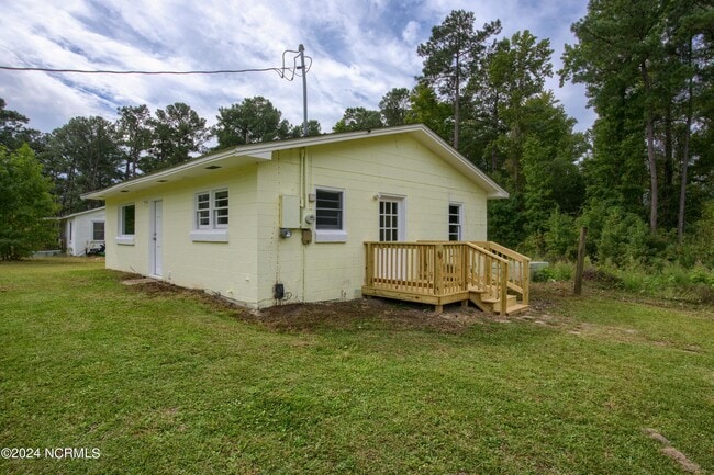 Photo - 705 Riggs Rd