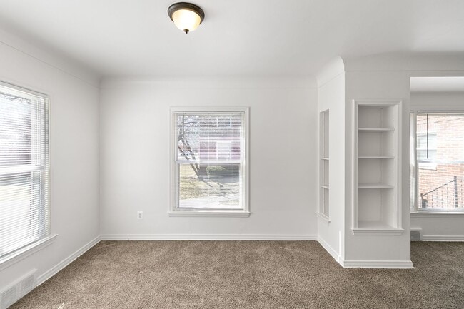 Pointe Garden Apartments
