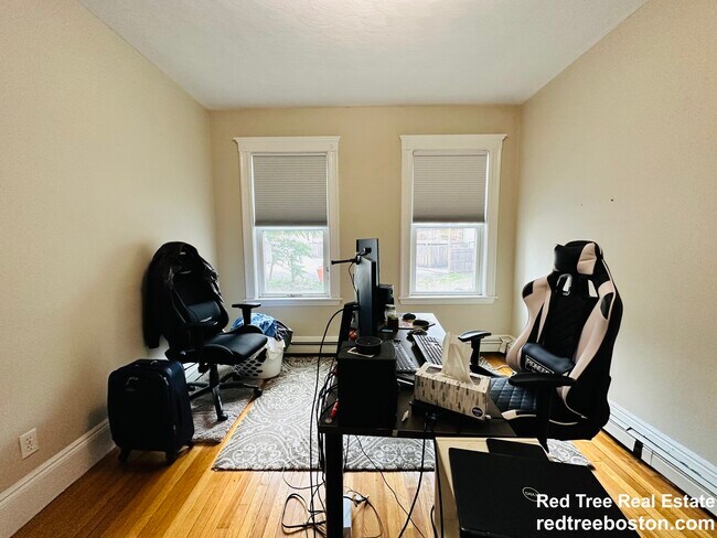 Photo - 143 Sutherland Rd Unit 2