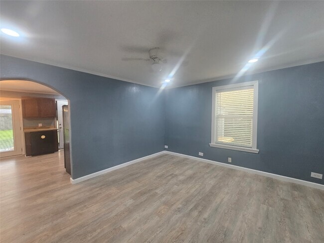 Photo - 1905 Oleander