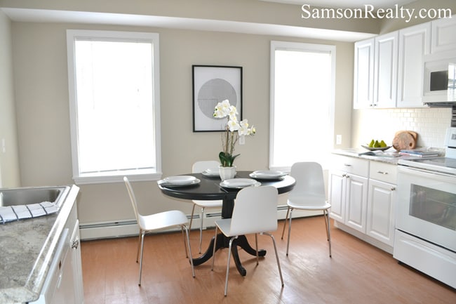 Photo - 84 Sheldon St