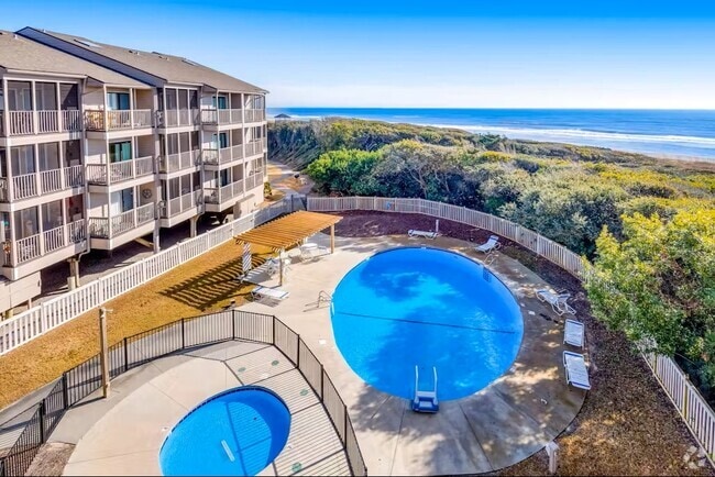 Building Photo - 2111 W Fort Macon Rd Rental