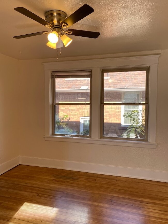 Photo - 2309 Eldridge St Unidad 2