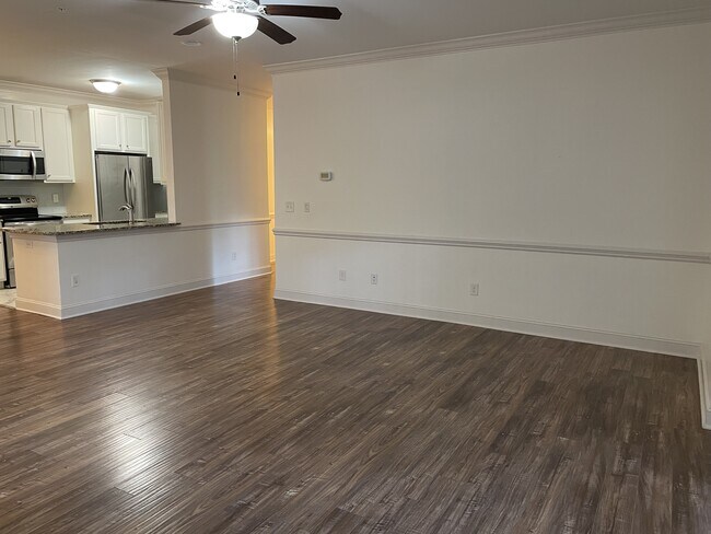 Photo - 330 Gallery Dr
