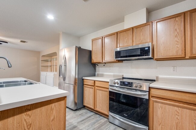 Photo - 4 Bedroom 2 1/2 bath Springtree Ranch Subdivision