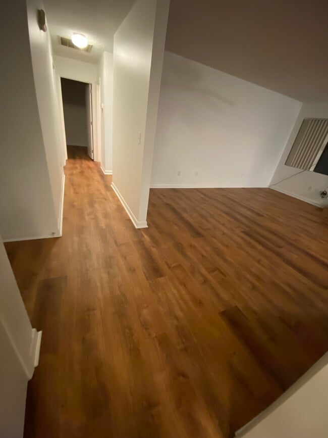 Photo - 925 Hunting Ridge Rd