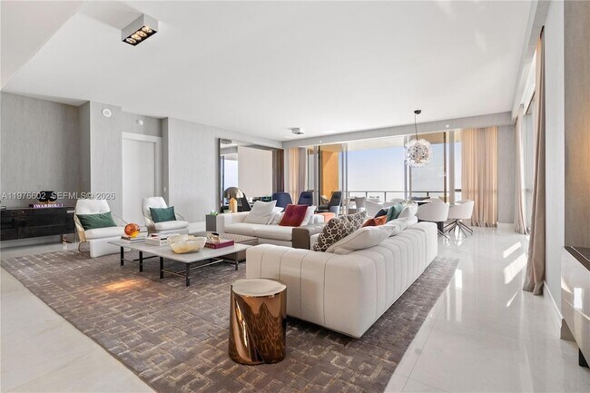 17749 Collins Ave Unit 902