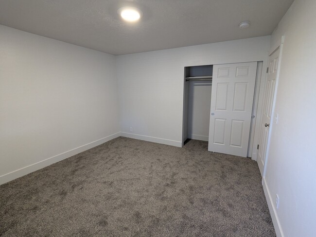 Photo - 1760 N 400 E