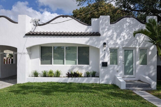 Photo - 3079 NW Flagler Terrace