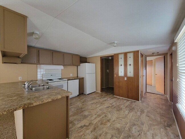 Photo - Ready to Move in