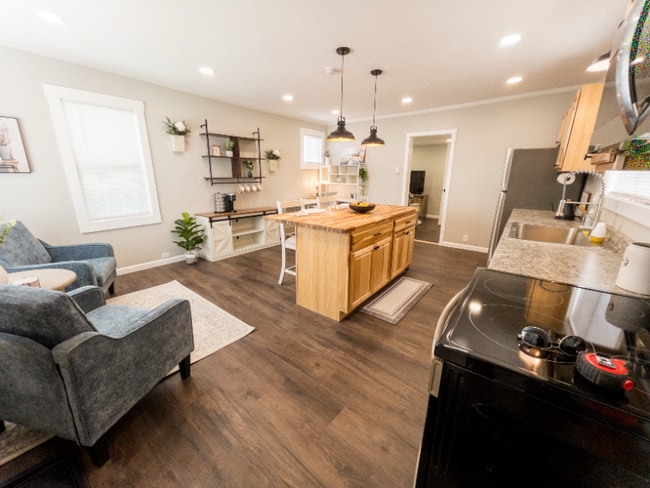 Photo - 2221 Madison St Unidad 3