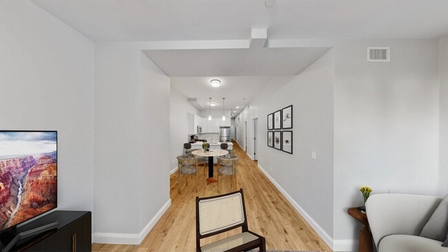 Photo - 334 Warren St Unit 1