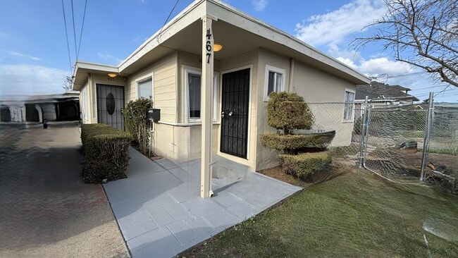 Building Photo - F00465 Unit T465