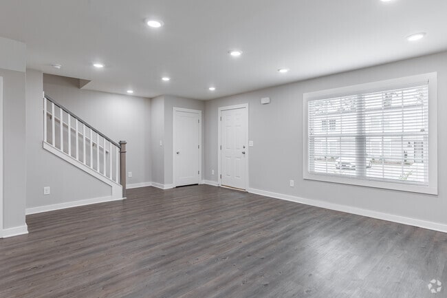 3BR, 2.5BA - 1,147SF