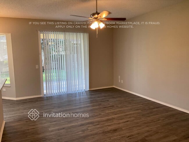 Photo - 22521 Laureldale Dr