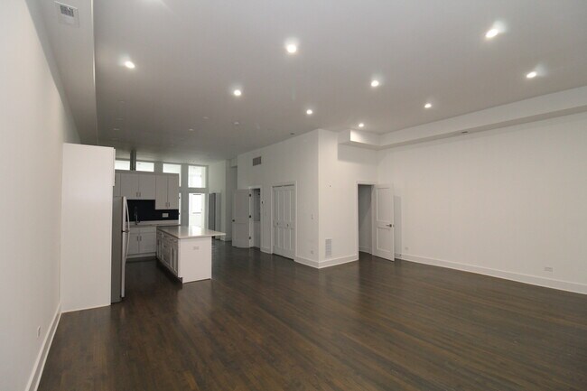 Photo - 1474 N Milwaukee Ave Unit 2F