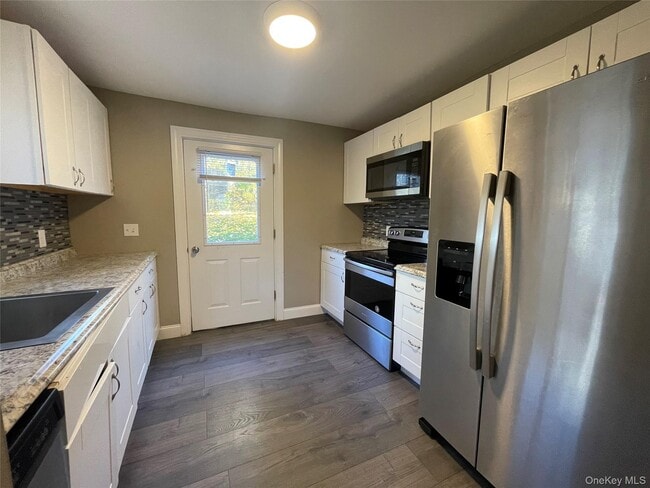 Photo - 101 Delafield St