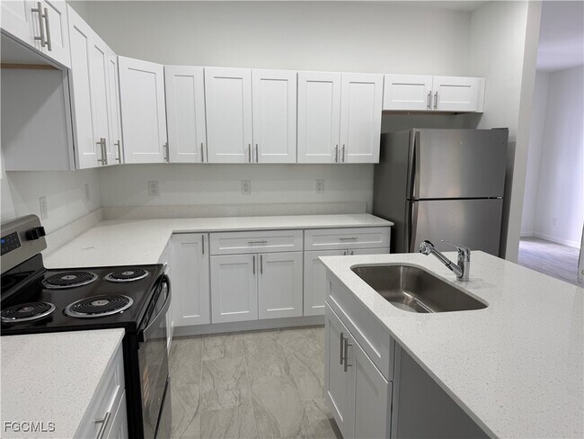 Photo - 106 Moore Ave