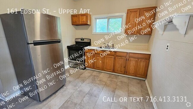 Building Photo - 161 Edson St Unit Upper Apt.
