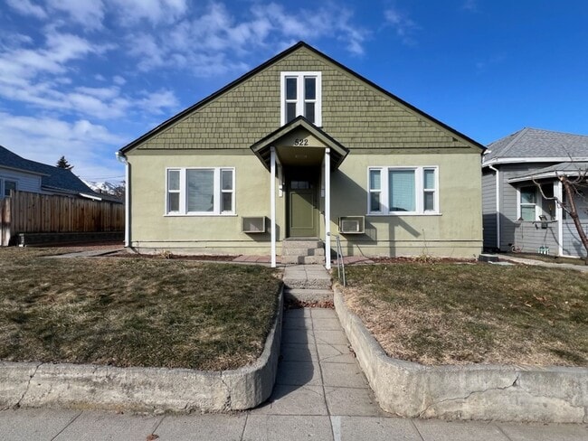 Building Photo - 522 Orondo Ave Unit #2
