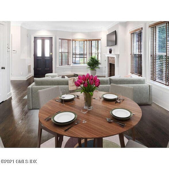 282 Bruce Park Ave Unit 2