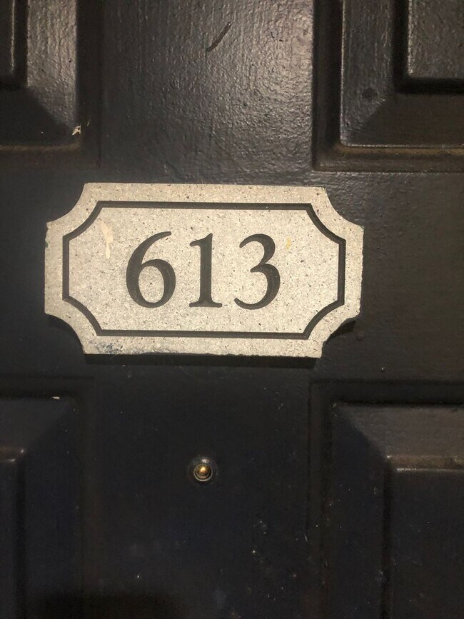 Photo - Large one bedroom condominium Unit 613